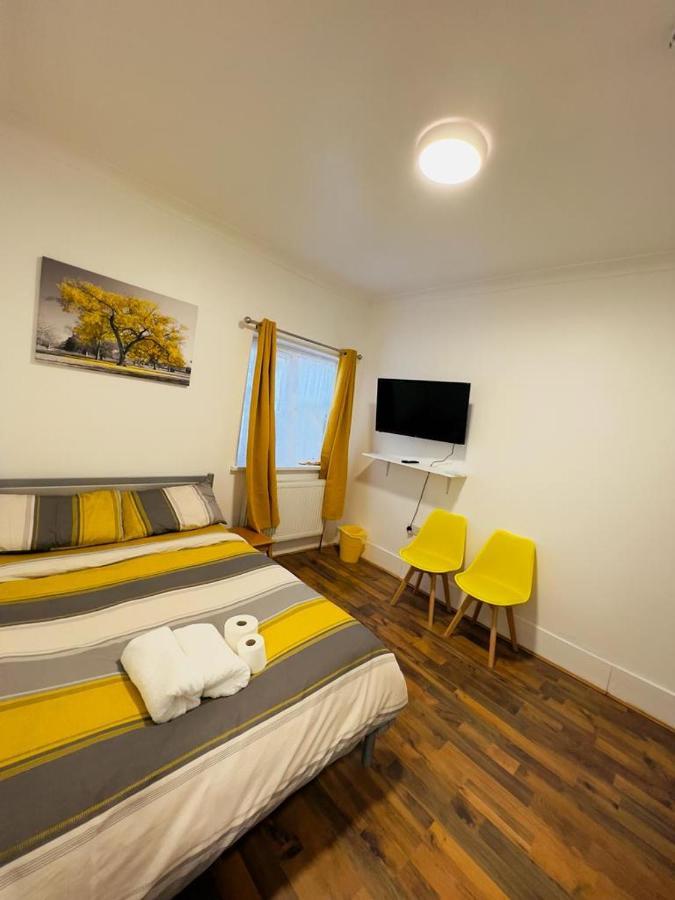 Woodgreen House Hotel Londen Buitenkant foto